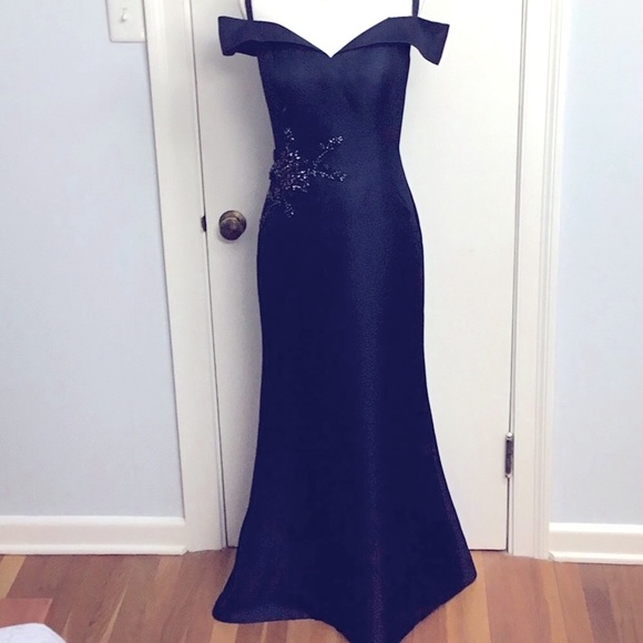 GORGEOUS!  Marsoni gown. - Picture 3 of 9